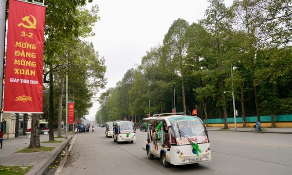 Kết nối Hoàng thành Thăng Long và phố cổ Hà Nội bằng phương tiện giao thông thân thiện