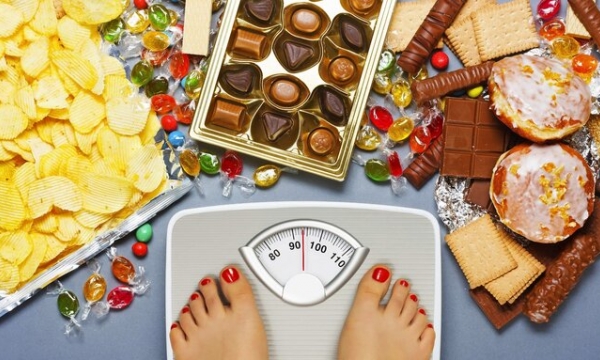 6 dấu hiệu cảnh báo cơ thể đang ‘âm thầm’ béo lên, thay đổi thói quen sinh hoạt ngay nếu không muốn tăng cân chóng mặt