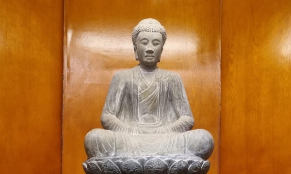 Chiêm ngưỡng tượng Phật A Di Đà được công nhận là Bảo vật Quốc gia: Từng bị đánh cắp, là một trong hai pho tượng phật thời Lý bằng đá còn nguyên vẹn tại Việt Nam