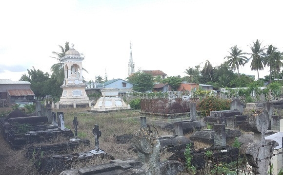 Bí ẩn về 'ngôi mộ chôn đứng’ kỳ lạ của Tổng đốc khét tiếng Nam Bộ một thời