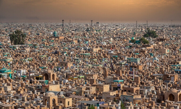 'Lạnh gáy' nghĩa địa rộng nhất thế giới có niên đại 1.400 năm, là nơi an nghỉ của hàng triệu người Hồi giáo