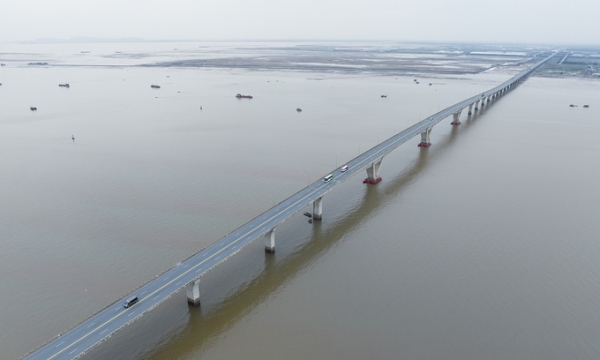 Cầu vượt biển dài nhất Việt Nam ‘giấu’ đường hầm bí ẩn dài gần 5km