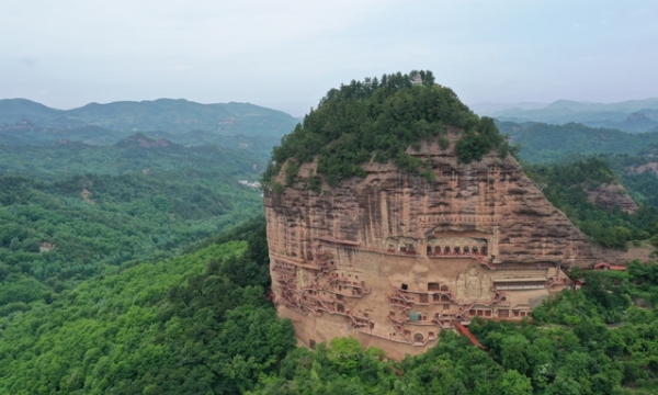 Hang đá cổ kỳ bí chứa 10.000 pho tượng Phật với niên đại 1.600 năm, được ví như 'bảo tàng điêu khắc phương Đông'