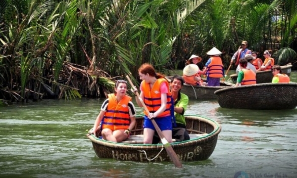 Quảng Nam mở tour du lịch mới cho khách châu Âu ở rừng dừa Bảy Mẫu