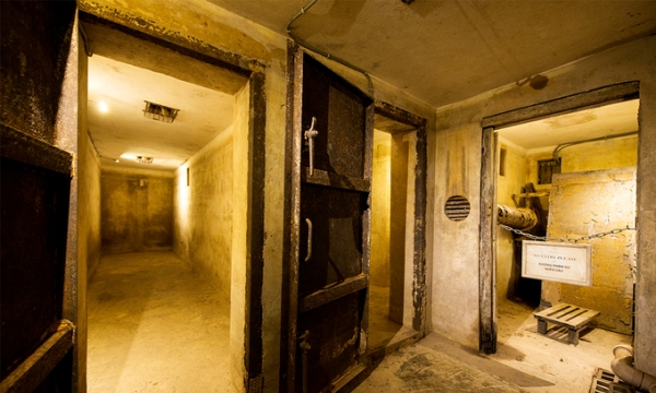 Chuyện về những hầm tránh bom đặc biệt trong số gần 50.000 hầm trú ẩn, là nơi thoát bom cho gần 90.000 người giữa đất Thủ đô