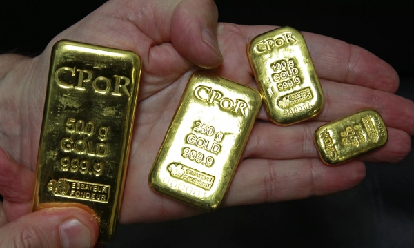 Người đàn ông tìm thấy 100kg vàng ròng chôn ngay trong nhà, 'một bước lên mây' trở thành tỷ phú
