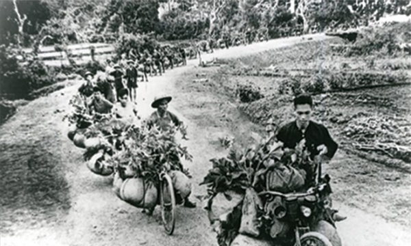 Chiếc xe đạp thồ mang đậm dấu ấn chiến dịch Điện Biên Phủ vẫn 'vẹn nguyên' tại Bảo tàng Thanh Hóa - chủ nhân là 'nhà vô địch xe thồ hàng', từng chở 345,5 kg