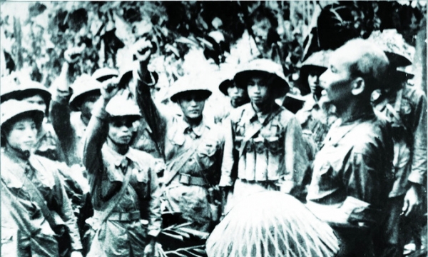 Chuyện ít biết về những cảnh vệ đầu tiên của Chủ tịch Hồ Chí Minh và lực lượng duy nhất trong Công an nhân dân được chính Bác Hồ đặt tên