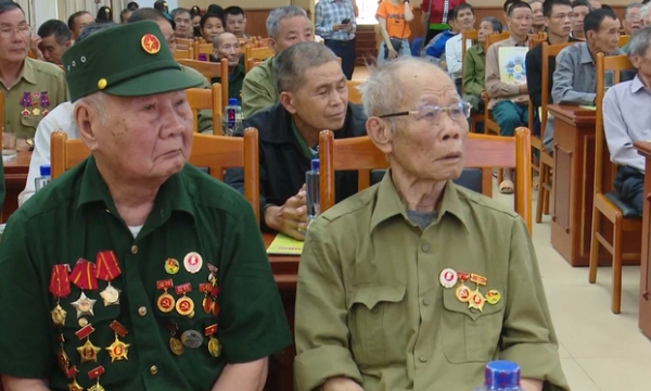 Gặp mặt, tri ân cựu chiến binh Điện Biên
