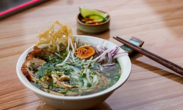 Tiệm phở Việt Nam duy nhất lọt top nhà hàng mới mở tốt nhất thế giới do tạp chí du lịch hàng đầu Mỹ bình chọn