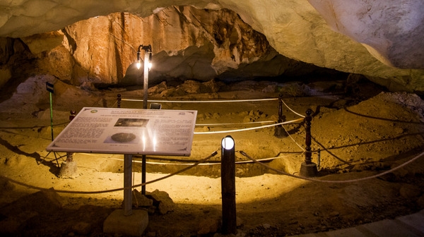 Hang động được ví như 'bảo tàng thiên tạo' giữa lòng Di sản: Cách Hà Nội chưa đầy 140km, nơi các nhà khoa học phát hiện những dấu tích từ 10.000 năm trước
