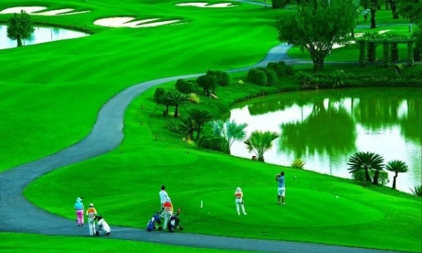 Hòa Bình cho thuê hơn 749 héc ta đất đến năm 2072 để làm sân golf Kỳ Sơn