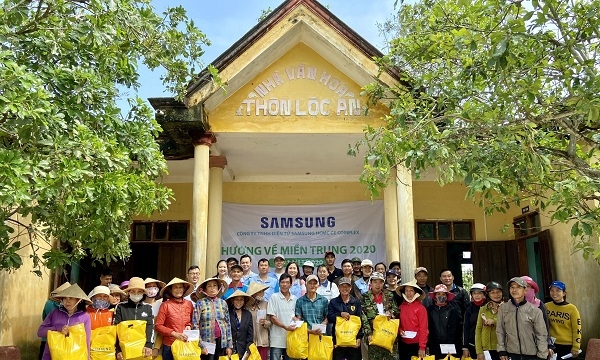Samsung ủng hộ 5 tỷ đồng cho đồng bào các tỉnh miền Trung