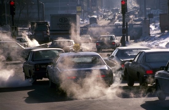 Pháp đặt mục tiêu khí thải carbon bằng 0, năm 2050, bằng cách cấm mọi loại xe