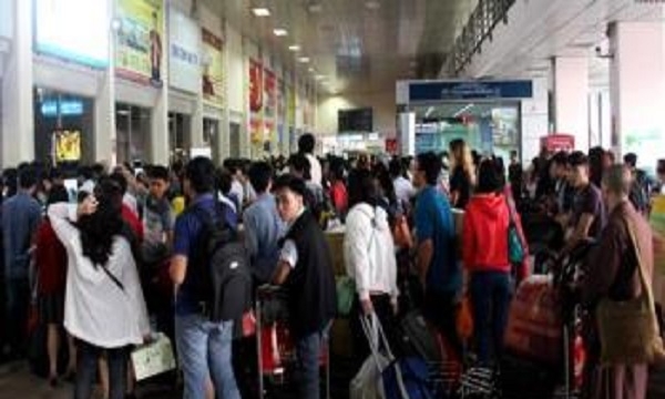 Bộ Giao thông Vận tải có ‘’giải cứu’’ được sân bay Tân Sơn Nhất?