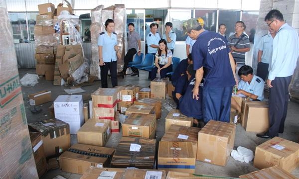 Hải quan Việt Nam: Tháng 8/2017, bắt giữ 1.255 vụ buôn lậu và vận chuyển trái phép hàng hóa