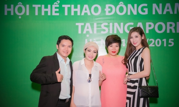 Tú Anh, Phương Thanh tiếp lửa cho đoàn thể thao Việt Nam ở Sea Games