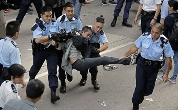Cảnh sát Hong Kong lập kế hoạch phong tỏa nhóm biểu tình 