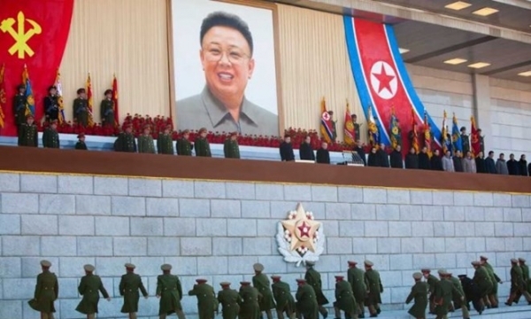 Triều Tiên tung video hiếm về thời trẻ của Kim Jong Il