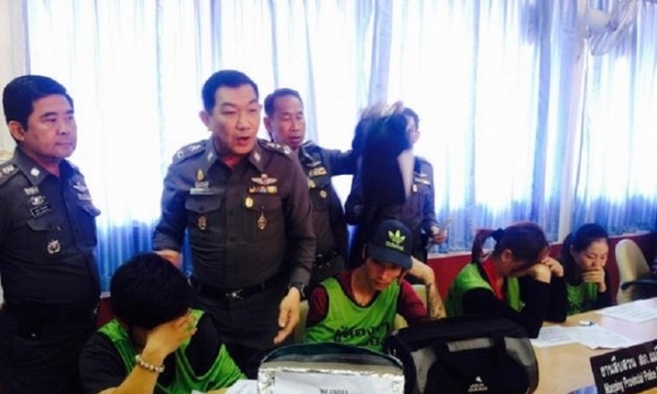 Thái Lan bắt 5 người Việt lấy cắp hàng hiệu