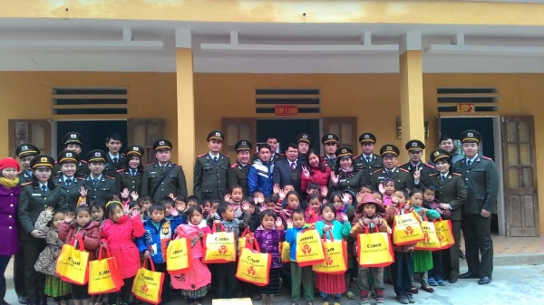 Chuỗi trường học hữu nghị Cannon tại Hà Giang