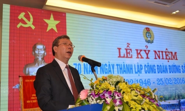 Công đoàn Đường sắt Việt Nam đón nhận Cờ thi đua của Thủ tướng 