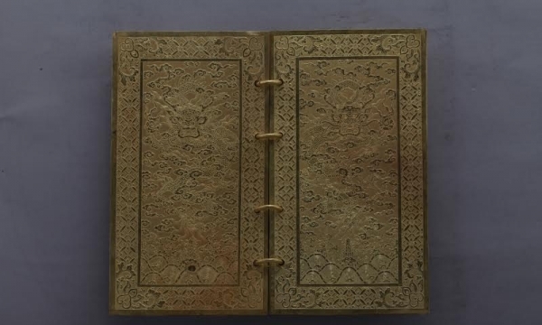 Trưng bày “Bảo vật Hoàng cung - Kim sách triều Nguyễn (1802 – 1945)