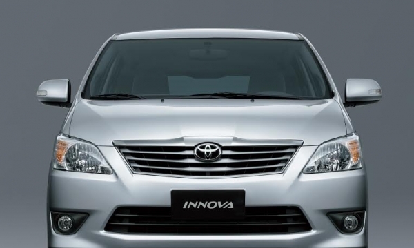 Toyota Việt Nam triệu hồi xe Innova