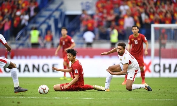 Thắng Jordan, Việt Nam ngẩng cao đầu bước vào tứ kết Asian Cup 2019