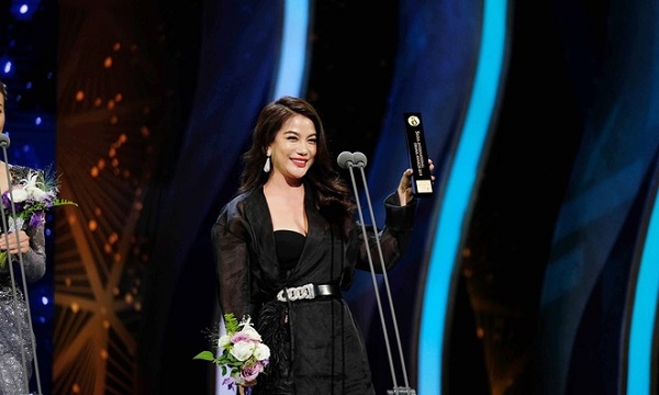 Trương Ngọc Ánh nhận giải Ngôi sao châu Á tại Seoul International Drama Awards