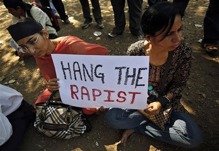 Ấn Độ bắt kẻ cưỡng hiếp bé gái 4 tuổi