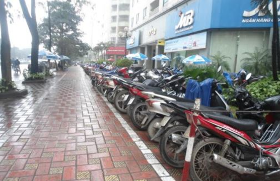 Bãi đỗ xe khu đô thị Trung Hòa – Nhân chính: Phường nói chưa hề cấp phép quản lý