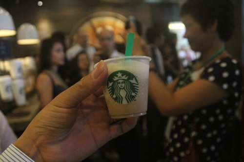 Cà phê Starbucks  chính thức có mặt tại Hà Nội