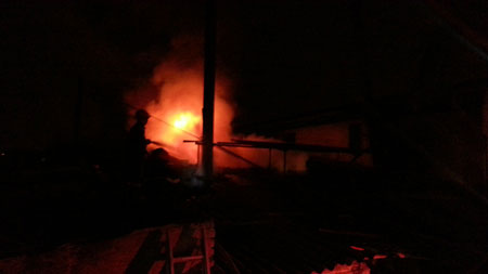 Cháy lớn ở khu công nghiệp Đông Vĩnh – Nghệ An