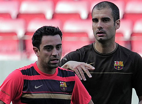 Chủ tịch Barca ngợi ca Xavi