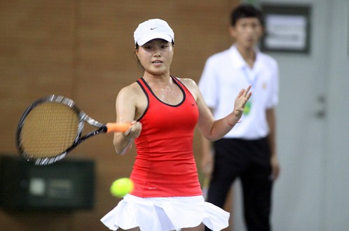 Đội tennis Việt Nam có chiến thắng đầu tiên tại Fed Cup 2014                                                   Ozil tình tứ hôn má bạn gái hot nhất tuần