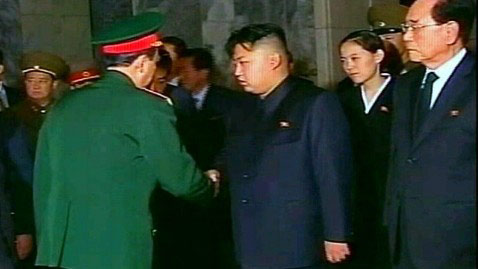 Em gái Kim Jong-un được giao quyền quản lý ngân khố