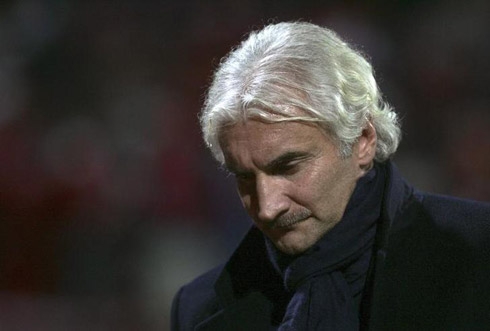 Giám đốc Leverkusen xấu hổ vì trận thua đậm                                                   Chân dài rực lửa khiến Giroud dối vợ, phản thầy