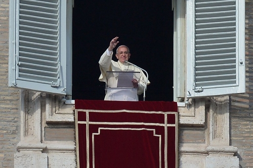 Giáo hoàng kêu gọi hòa bình trong năm mới 2014