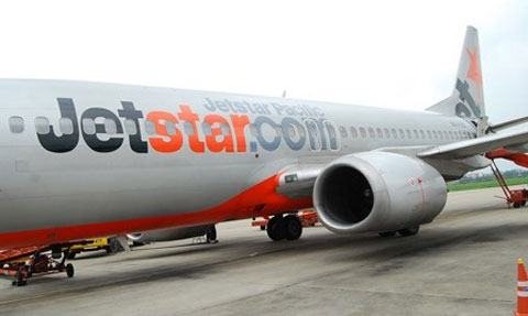 Hành khách dọa cho nổ máy bay Jetstar Pacific