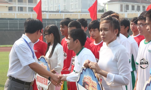 Khai mạc giải bóng đá sinh viên Huda Cup lần thứ VIII năm 2014