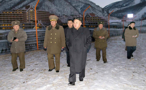 Kim Jong-un thăm khu trượt tuyết cao cấp