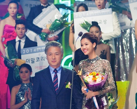 Kỳ Hân đoạt giải “Người mẫu trẻ châu Á 2014″