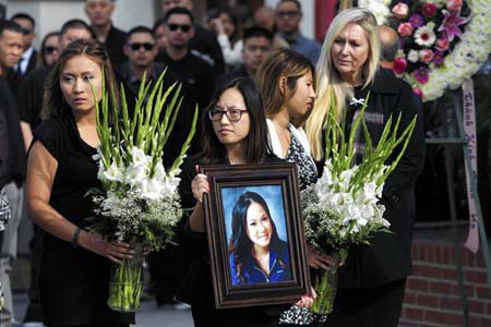 Lễ tang ngày cận Tết của cô gái gốc Việt bị sát hại tại California