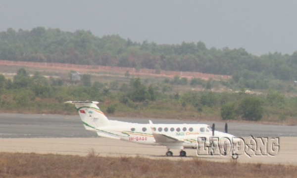 Máy bay bầu Đức đến khu vực tập kết cứu nạn máy bay Malaysia