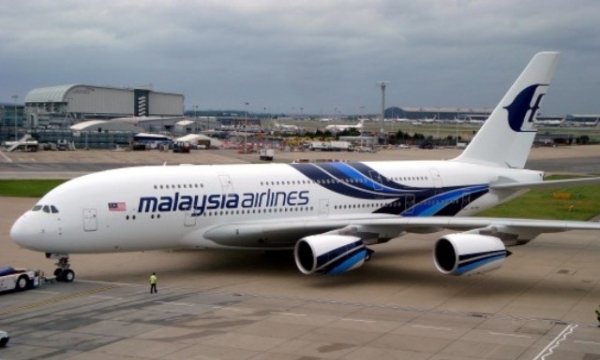 Máy bay Malaysia vào Việt Nam sai phép