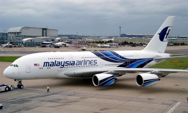 Máy bay mất tích, Malaysia Airlines thành thảm họa?