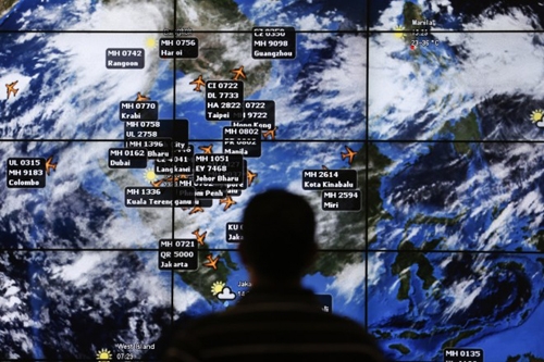 MH370 liên lạc với vệ tinh 5 lần sau khi mất tích