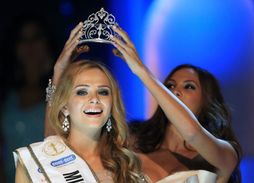 Người đẹp Nga đăng quang Hoa hậu Liên lục địa 2013