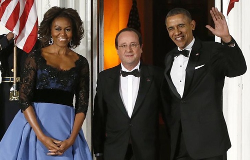 Obama mang rau vườn nhà đãi tổng thống Pháp